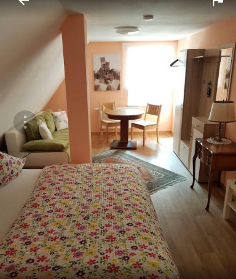 Pension Moserhaus Harburg  Luaran gambar